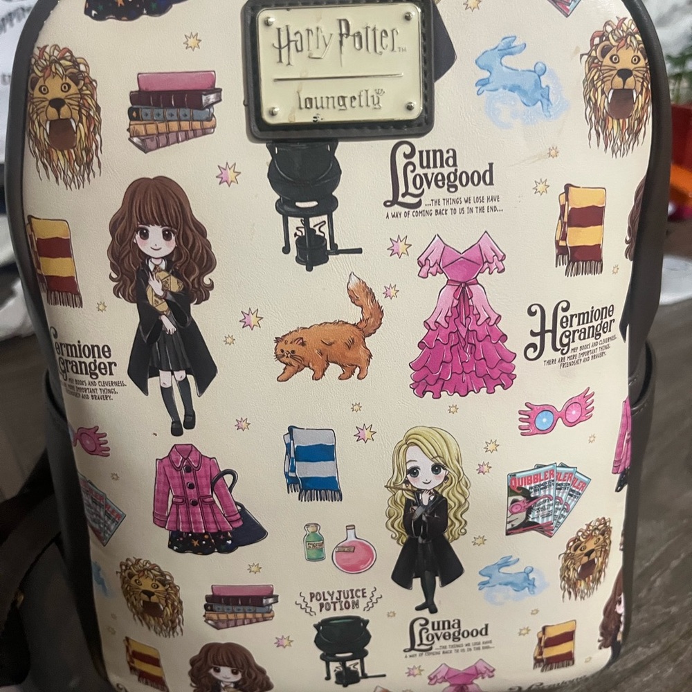 Loungefly Harry Potter Cream Backpack